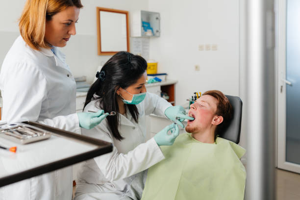Best Knocked-Out Tooth (Avulsed Tooth) Treatment in USA